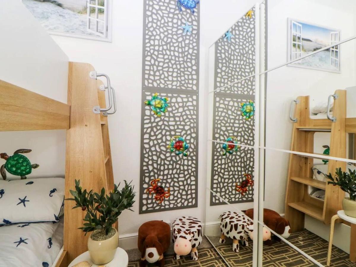 Riviera Coastal In Devon Uk Apartment Paignton
